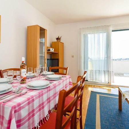 Apartment Anton Крк Экстерьер фото